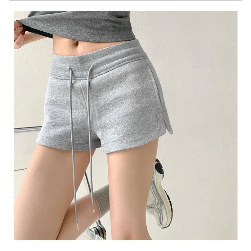 American fashion spring/summer hot girl comfortable versatile sports shorts for women's casual loose heart machine slit home thr